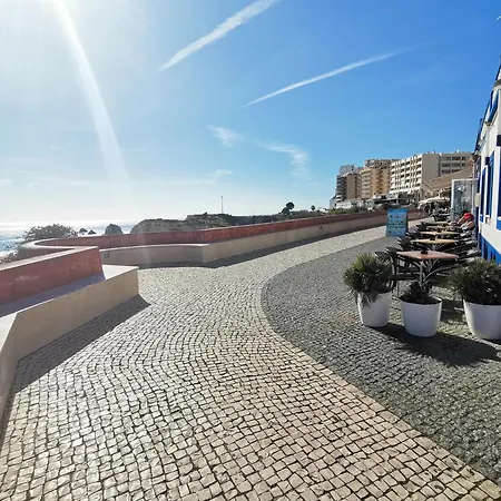 Апартаменты Rocha Jade Портиман