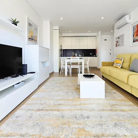 Апартаменты Rocha Jade *