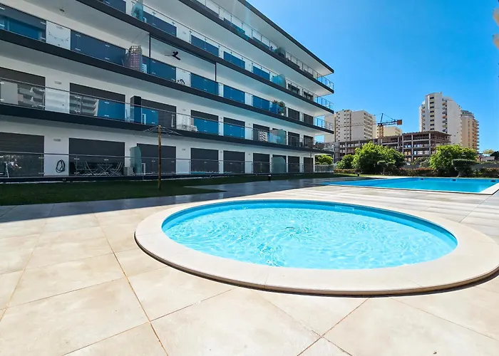 Rocha Jade Апартаменты *