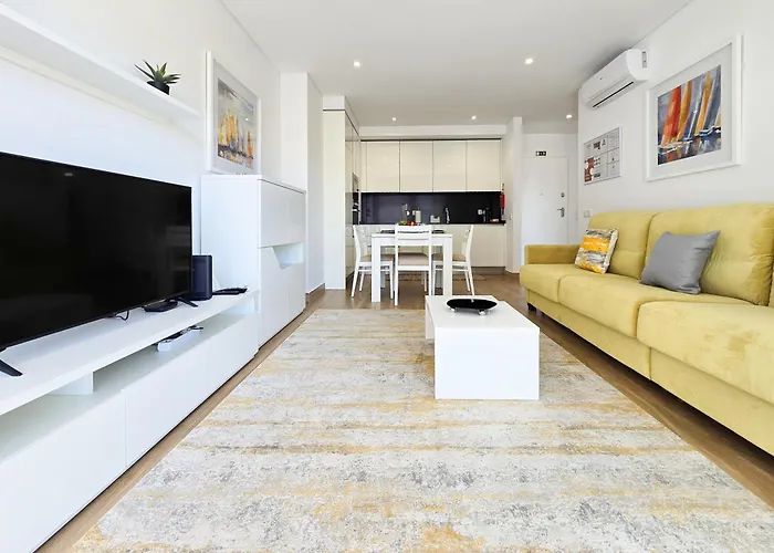 Апартаменты Rocha Jade *