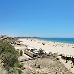 Rocha Jade דירה